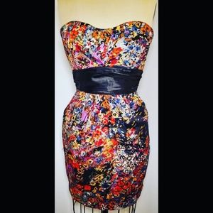 Costa Blanca Multi-colored strapless dress w/ bow